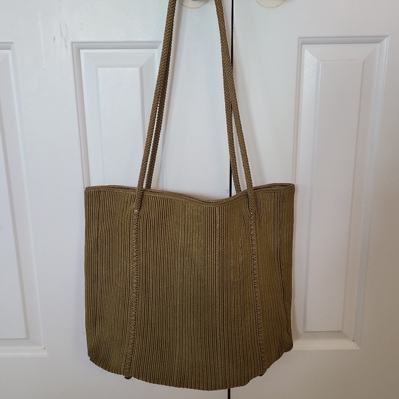 De vecchi by Hamilton Hodge chartreuse rope bag NWOT - Picture 2 of 4